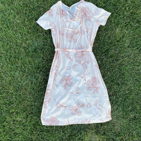 Vintage peachy tie waist floral dress medium - Picture 10 of 11